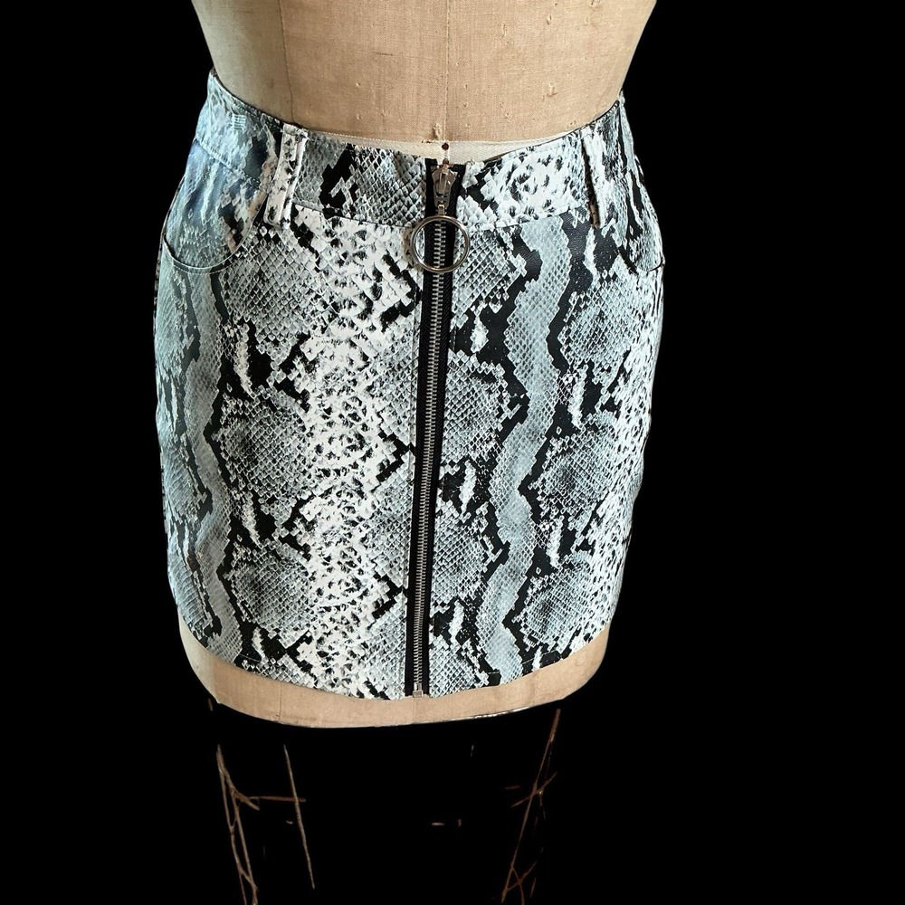 Wild Honey Snakeskin Print Black & White Pencil Skirt Sz Sm Zip Front